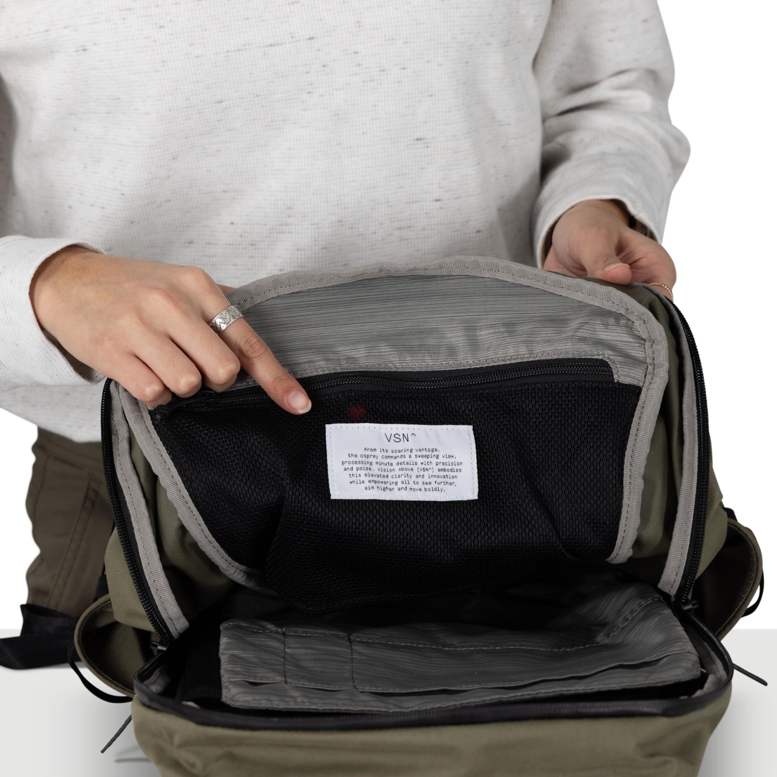 Talon™ 22 VSN^ Backpack scheda specifiche immagine uno