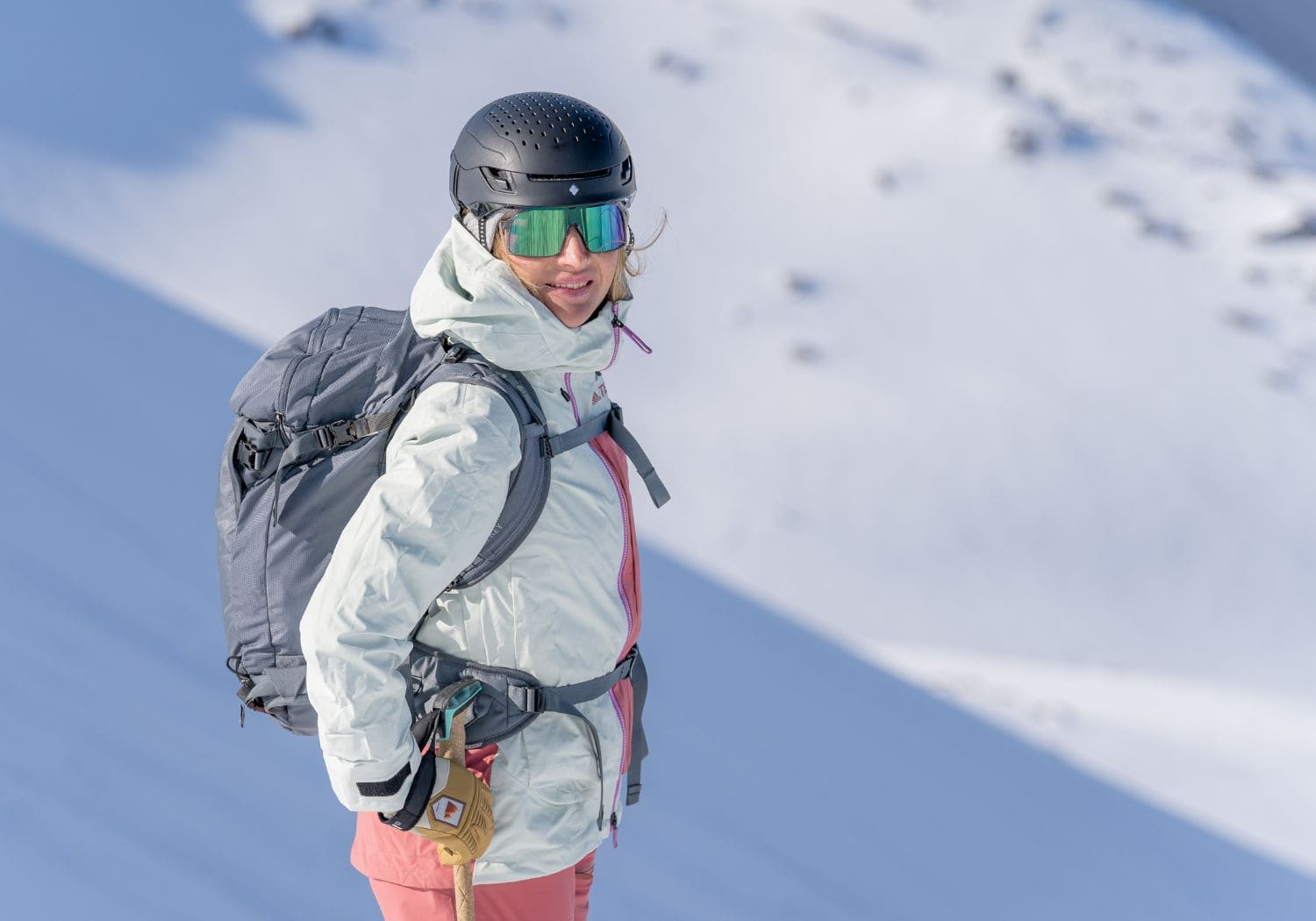 Ski Touring with Caja Schöpf 