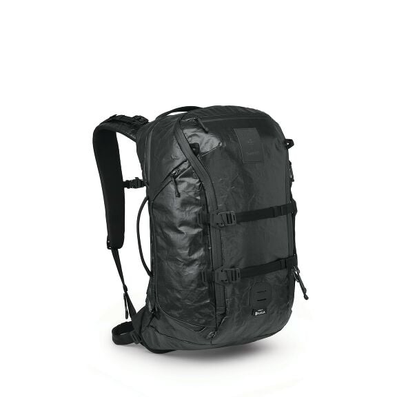 Osprey x Carryology Archeon 30